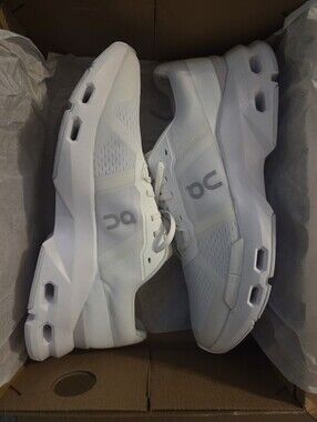 ON Running Sneakers Men Size 13 Cloudpulse